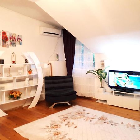 Karin House Apartment Тбилиси Екстериор снимка