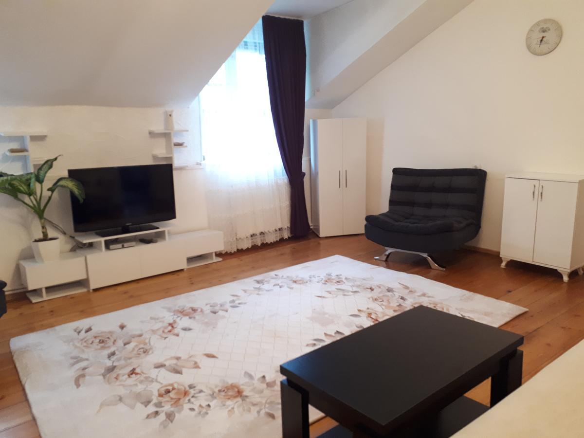 Karin House Apartment Тбилиси Екстериор снимка