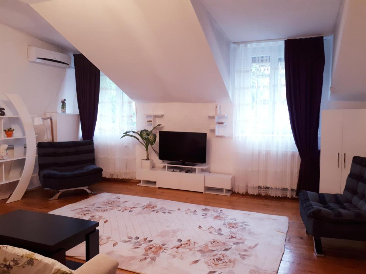 Karin House Apartment Тбилиси Екстериор снимка