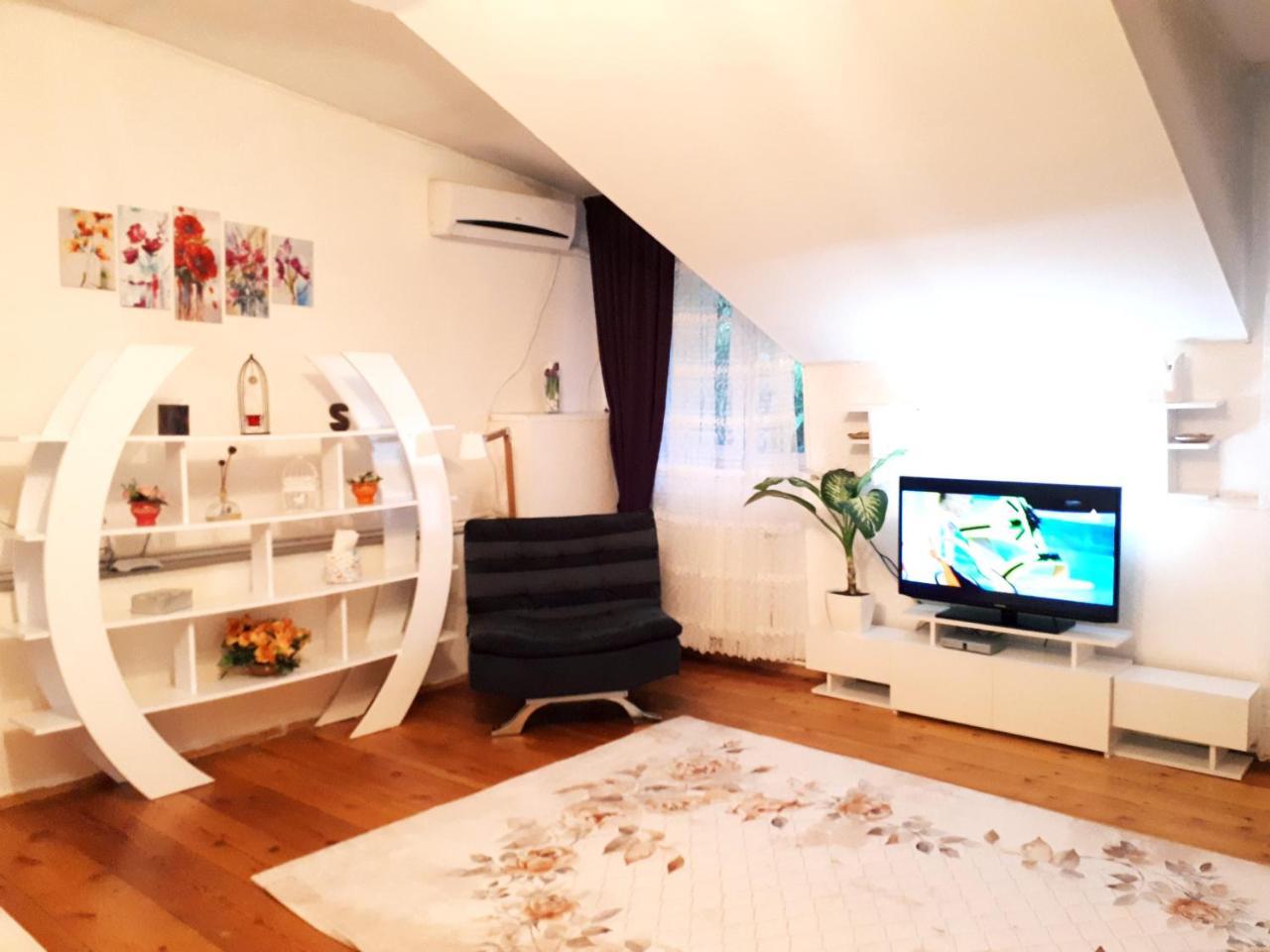 Karin House Apartment Тбилиси Екстериор снимка